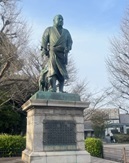 上野の桜8.jpg